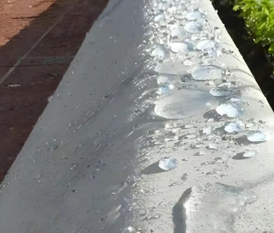 黔西硅烷浸渍涂料在混凝土保护中的应用